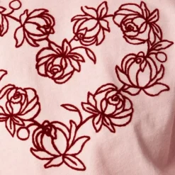 Girls' long-sleeve rosette heart graphic T-shirt with flocking