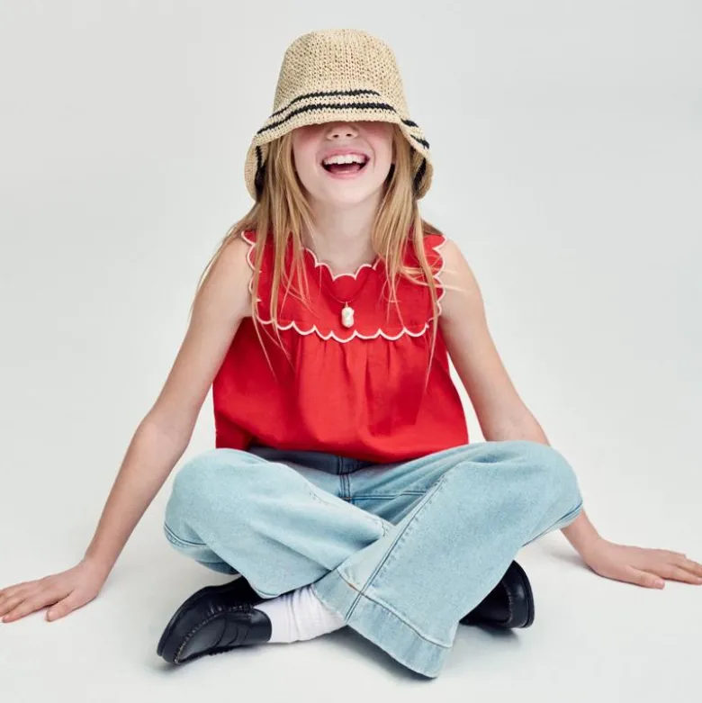 Girls' scallop-trim top in linen blend