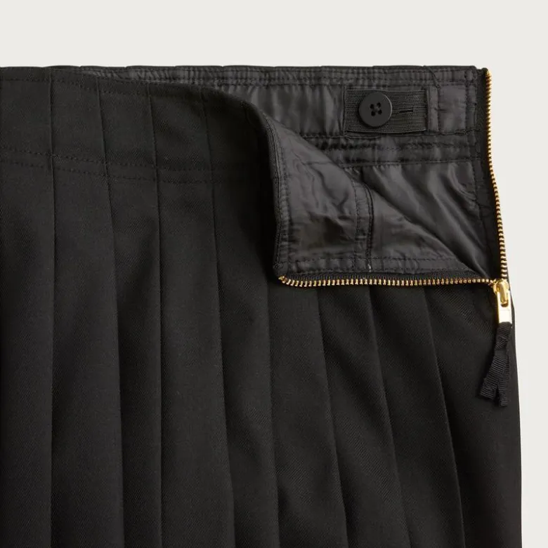 Girls' uniform pleated skirt