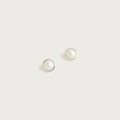 Grommet pearl stud earrings
