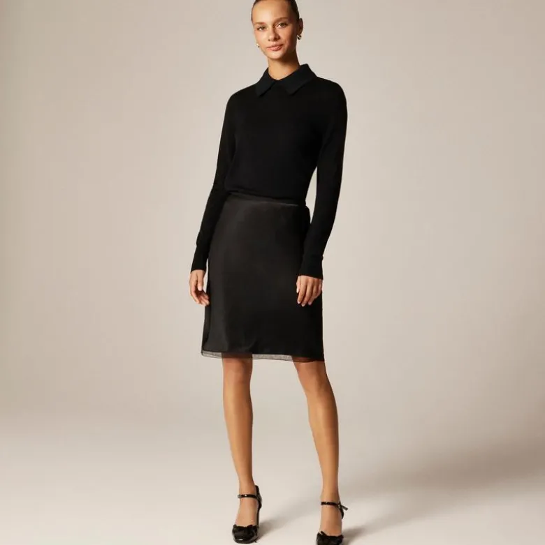 Gwen knee-length slip skirt in viscose charmeuse