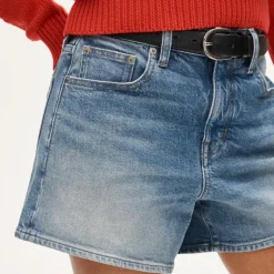 High-rise denim short