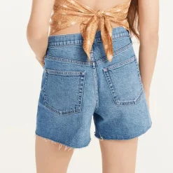 High-rise denim short in Juniper wash