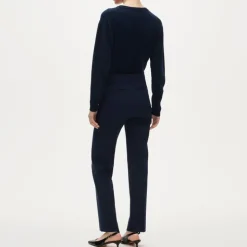 Kate straight-leg pant in four-season stretch