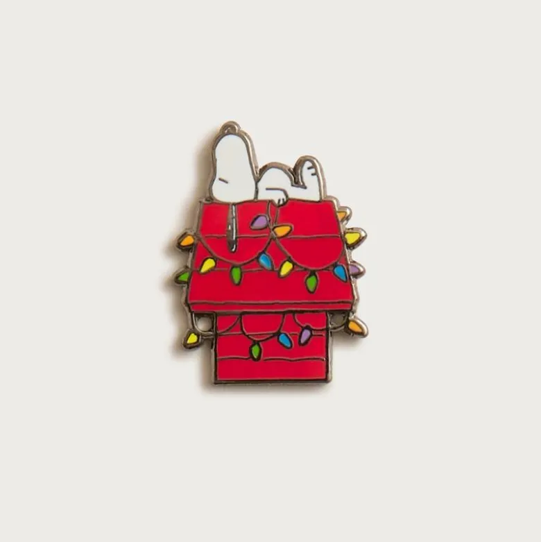 Kids' Pintrill® X Peanuts® Snoopy holiday pin