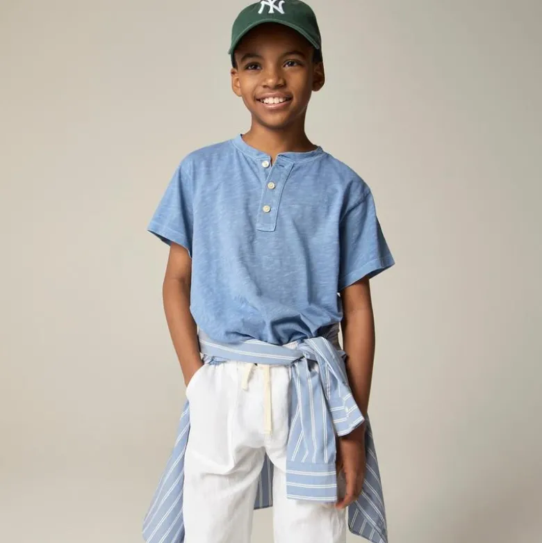 Kids' short-sleeve garment-dyed henley