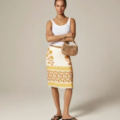 Knee-length skirt in sunset rose block print