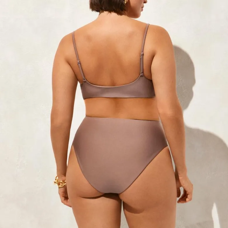 Lana bikini top in Classic Sculpt™