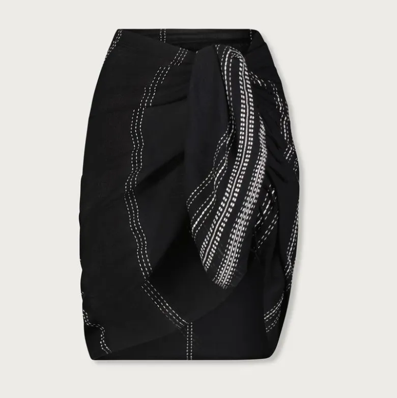 lemlem Lema sarong