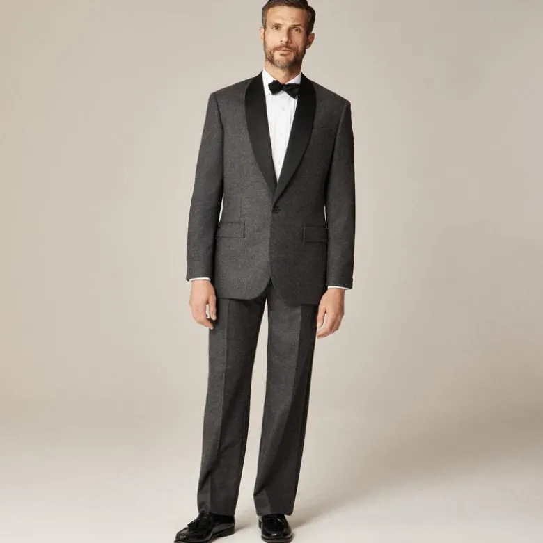 Limited-edition Relaxed-fit shawl-collar tuxedo jacket in English wool flannel