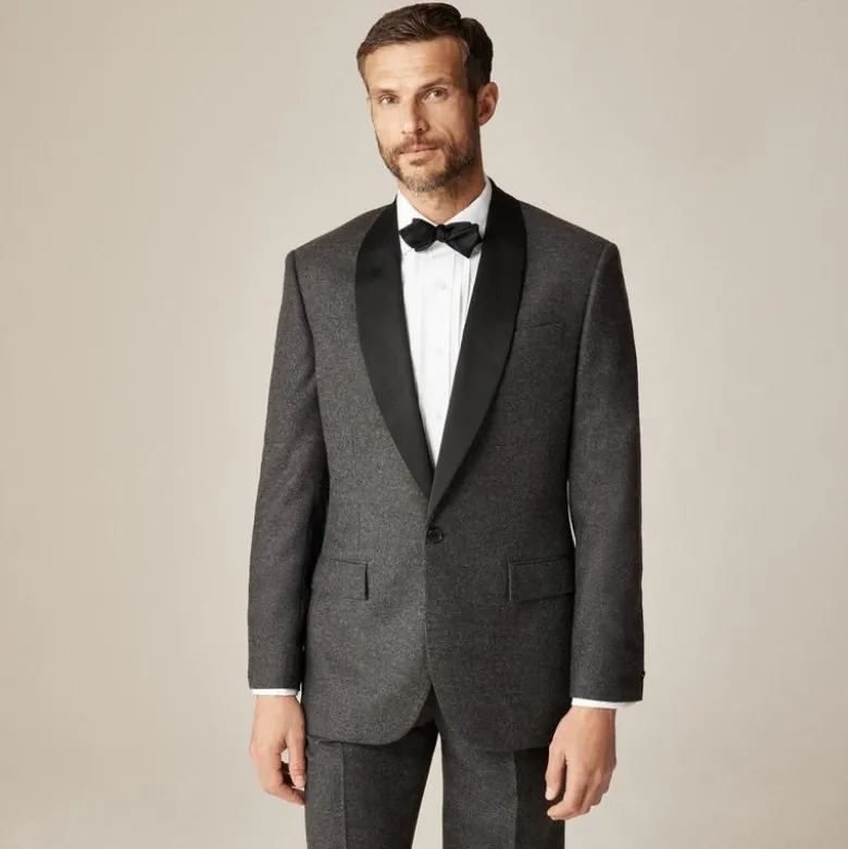 Limited-edition Relaxed-fit shawl-collar tuxedo jacket in English wool flannel