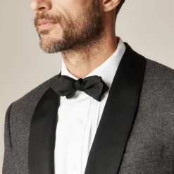 Limited-edition Relaxed-fit shawl-collar tuxedo jacket in English wool flannel