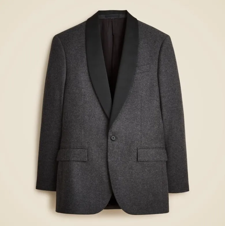 Limited-edition Relaxed-fit shawl-collar tuxedo jacket in English wool flannel
