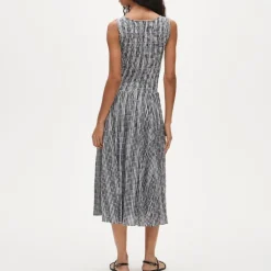 Lina midi dress in gingham
