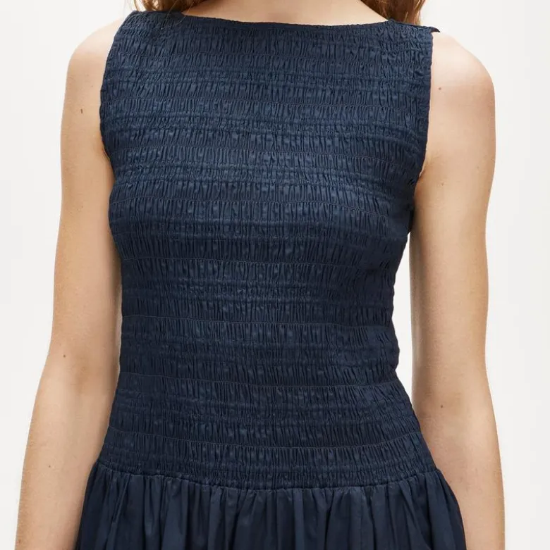 Lina smocked midi dress