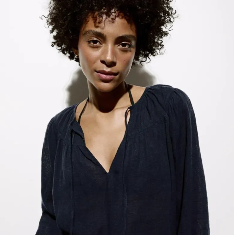 Long-sleeve tunic top in Hampton linen-blend