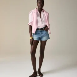 Low-rise frayed denim short
