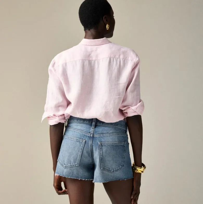 Low-rise frayed denim short