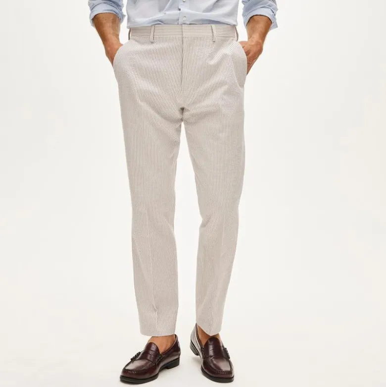 Ludlow Slim-fit suit pant in cotton seersucker