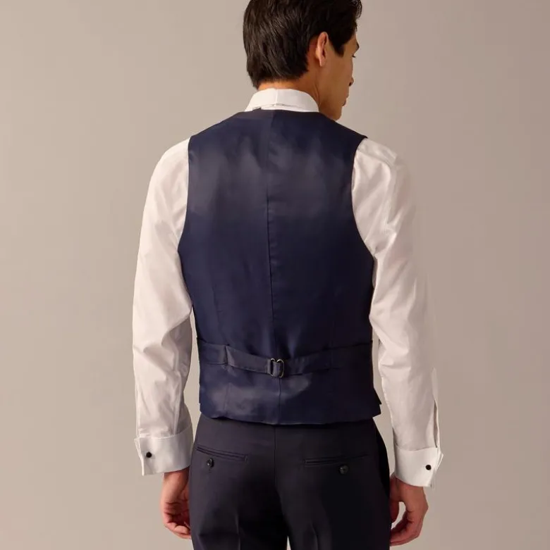 Ludlow Slim-fit tuxedo vest in Italian wool