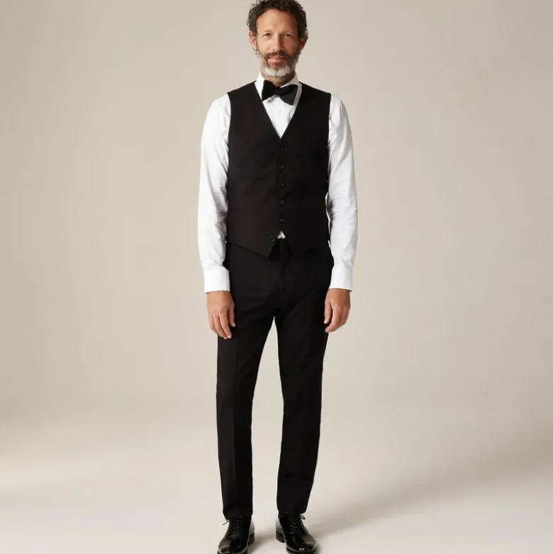 Ludlow Slim-fit tuxedo vest in Italian wool