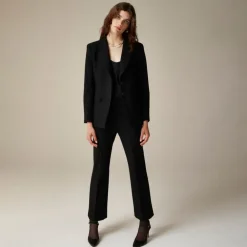 Madelyn blazer in four-season stretch