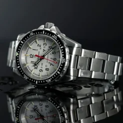 Marathon Watch Company™ Arctic Edition Medium Diver's Automatic (MSAR)