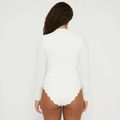 MARYSIA North Sea rash guard