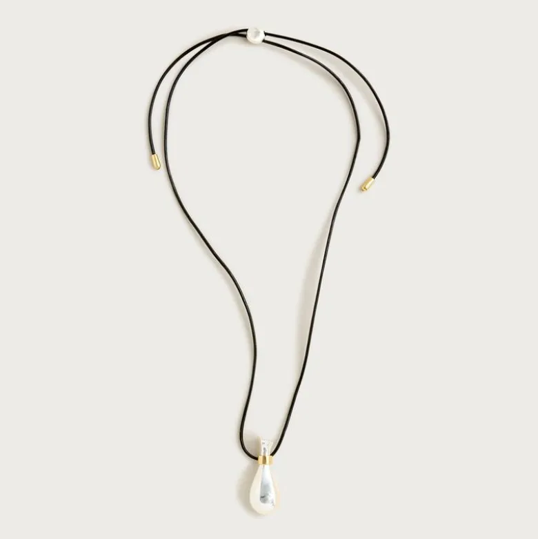 Metallic pendant necklace with leather cord