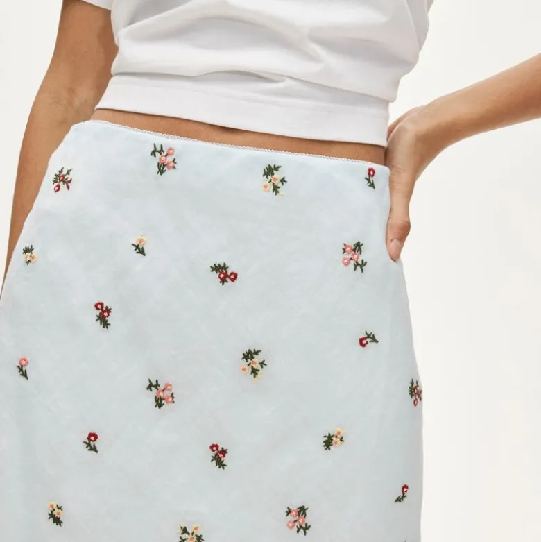 Midi slip skirt in embroidered ramie