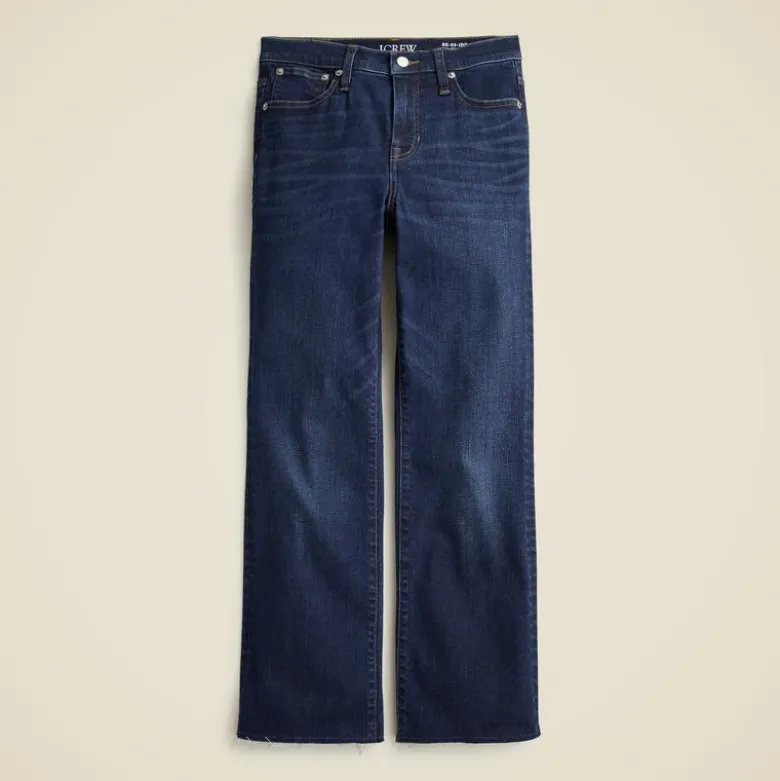 Mid-rise kickout jean