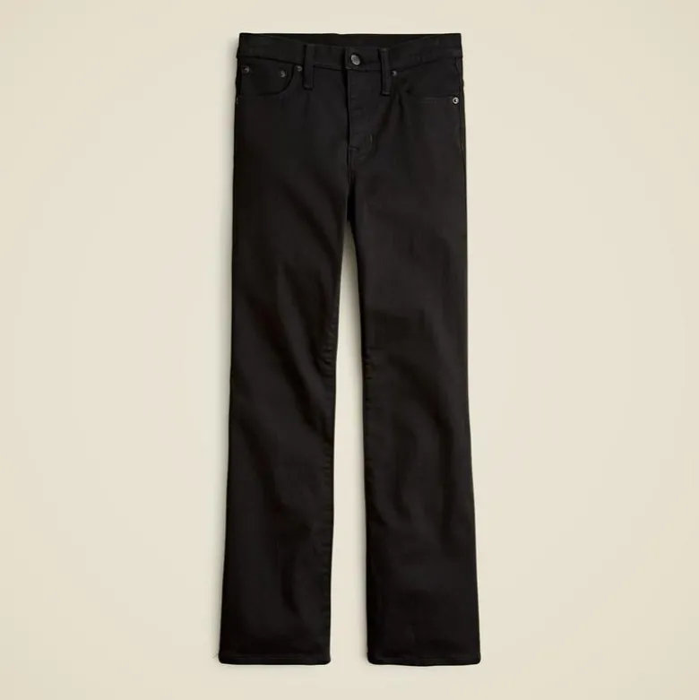Mid-rise kickout jean