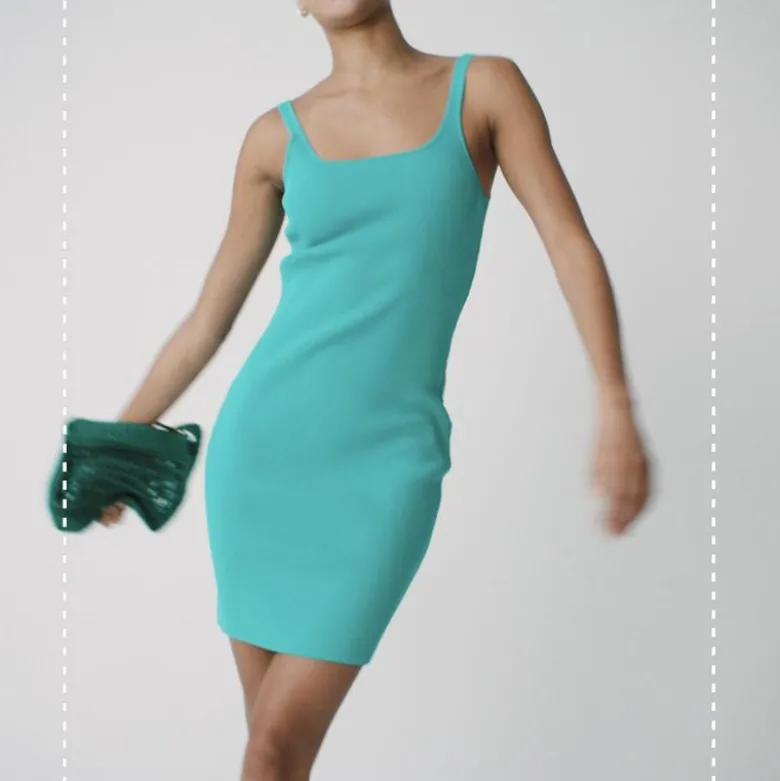 Mini sweater-dress