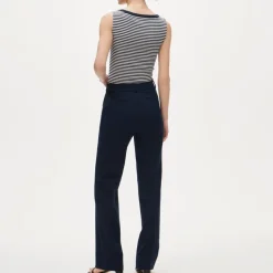 Natalia pant in four-season stretch