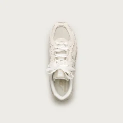 New Balance® 204L sneakers