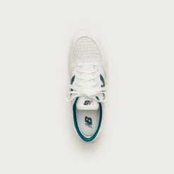 New Balance® T500 unisex sneakers