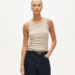 New perfect-fit high-neck tank top