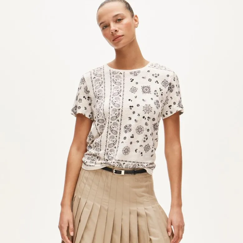 New relaxed linen T-shirt in bandana print