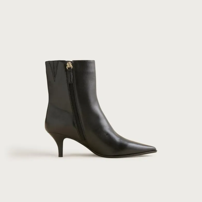New Stevie ankle boots in leather