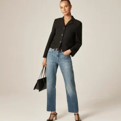 Nipped straight jean in rigid