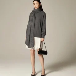 Oversized cashmere wrap