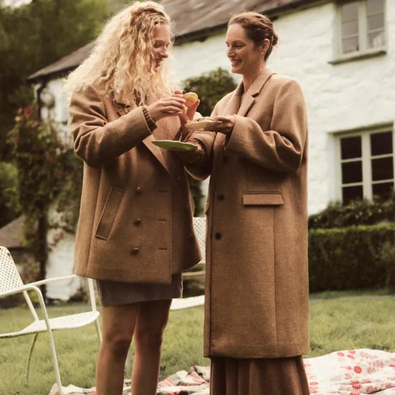 Palais topcoat in Italian wool-blend melton