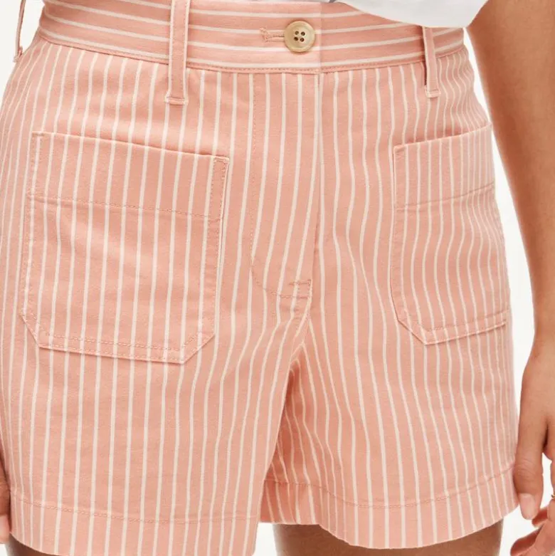 Patch-pocket chino short in stripe