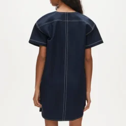 Patch-pocket pullover dress in structured cotton poplin