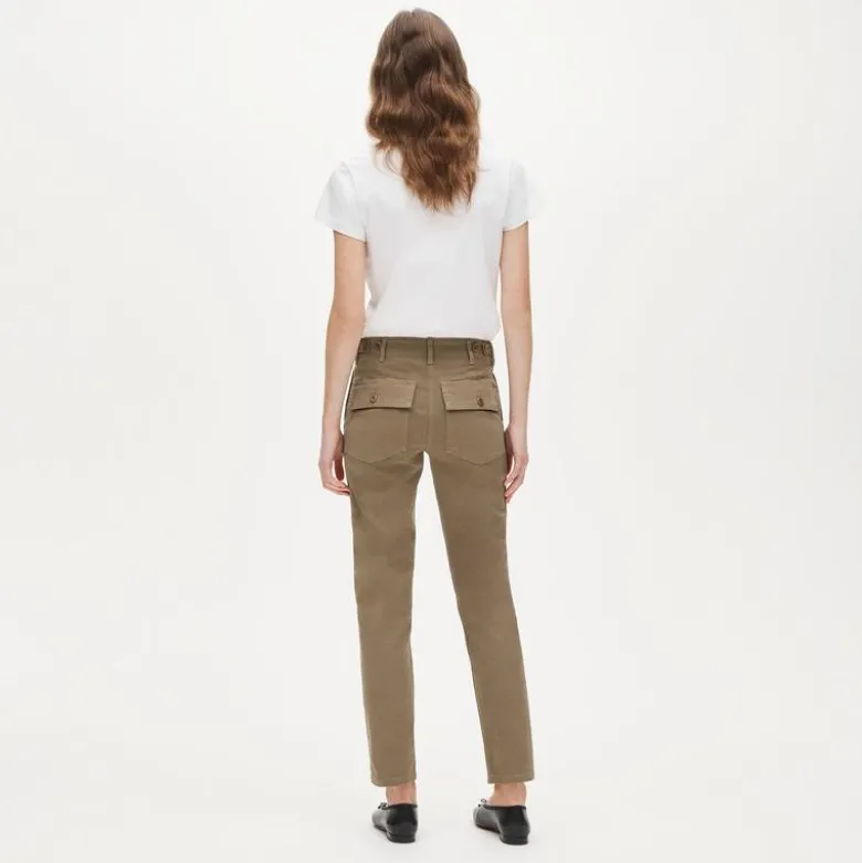 Patch-pocket slim chino pant