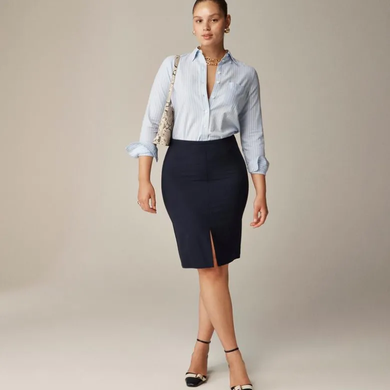 Pencil knee-length skirt in Italian bi-stretch wool blend