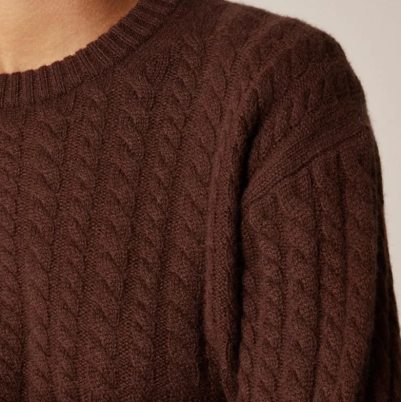 Perfect cashmere cable-knit crewneck sweater