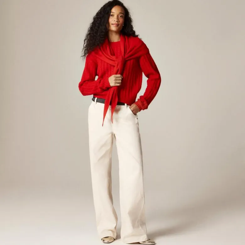 Perfect cashmere cable-knit crewneck sweater
