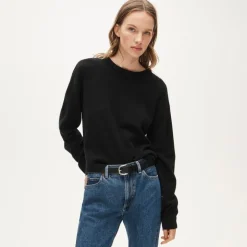 Perfect cashmere crewneck