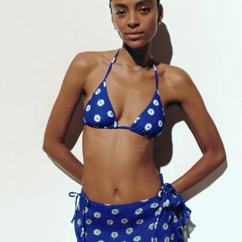 Perfect string bikini top in daisy print